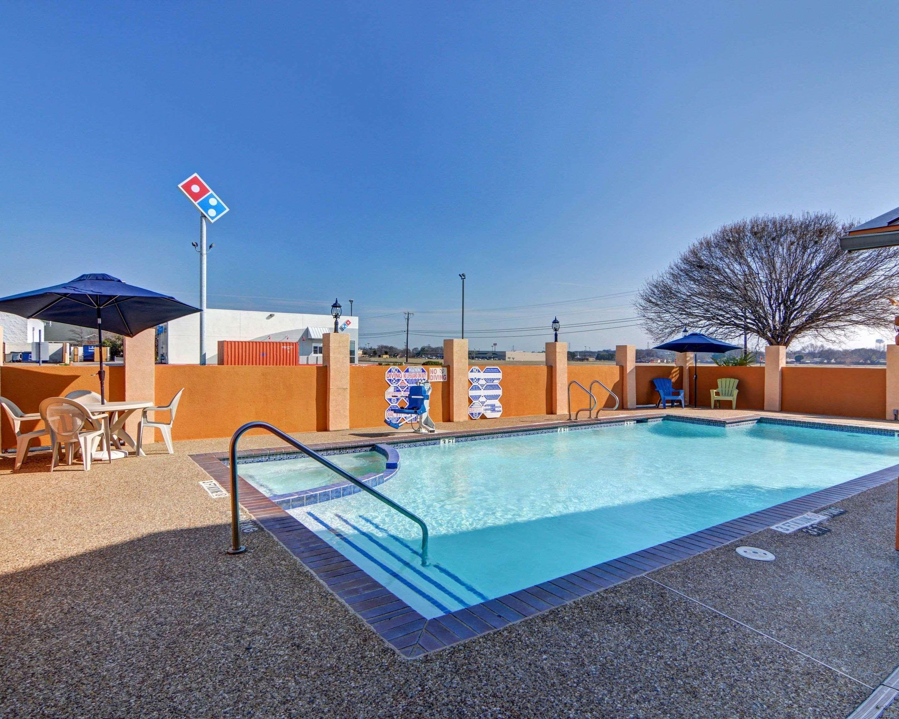 Quality Inn Forest Hill - Fort Worth South Eksteriør bilde